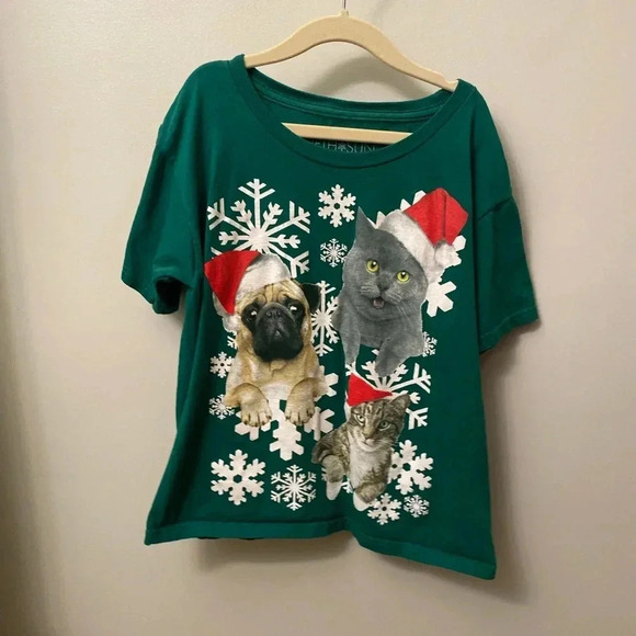 Fifth Sun Other - Kids small ugly Christmas tee cats dog pug Santa hat shirt snowflakes unisex